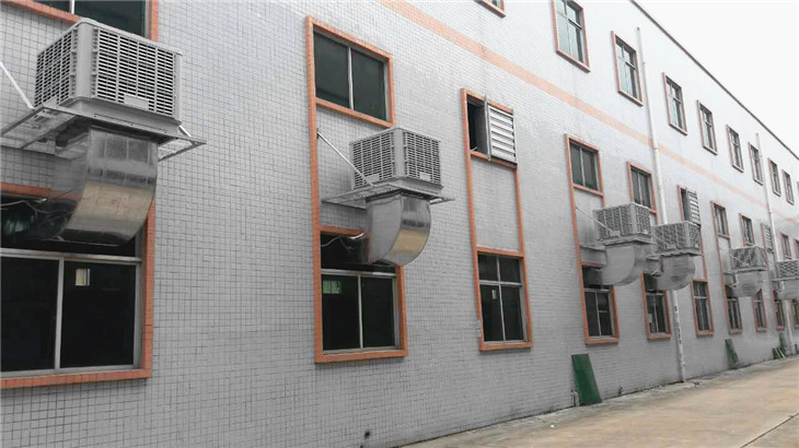 箱包車間廠房降溫設(shè)備/怎樣安裝環(huán)?？照{(diào)